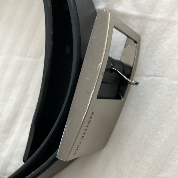 Kenneth Cole Black Leather Belt with Silver Buckle - Picture 14 of 14